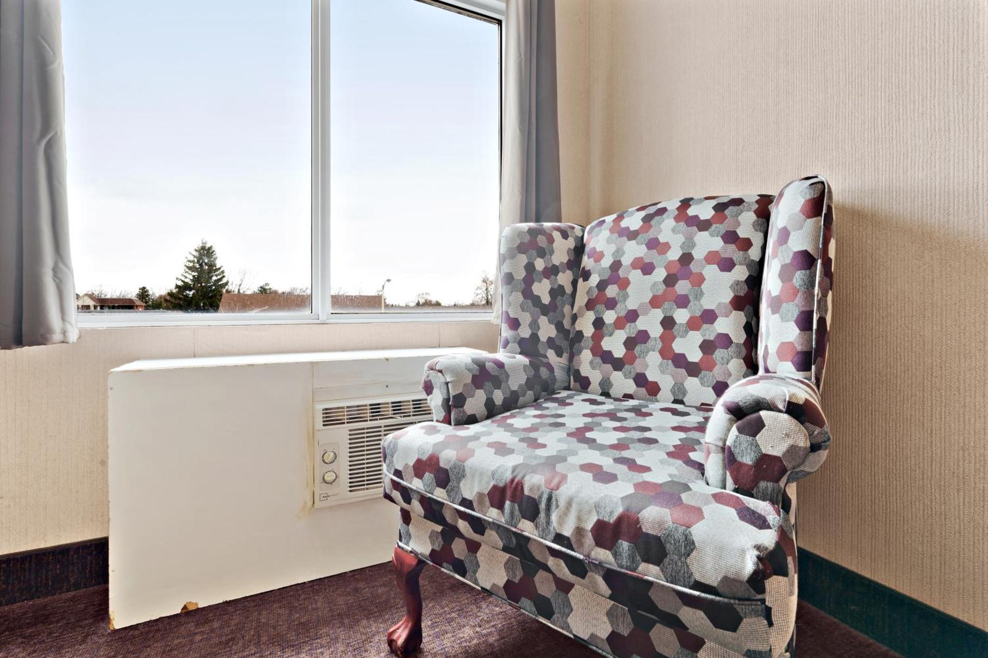 Niagara Lodge&Suites Bagian luar foto