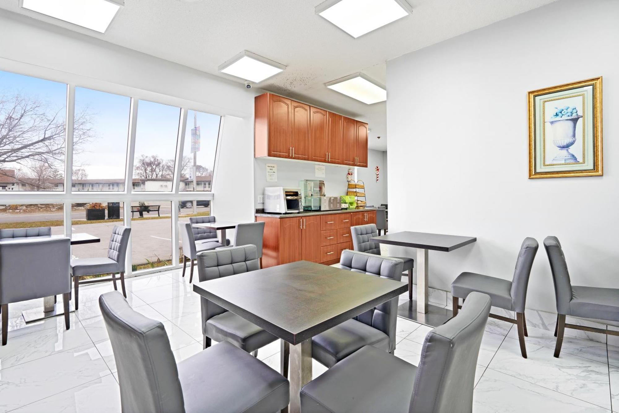 Niagara Lodge&Suites Bagian luar foto